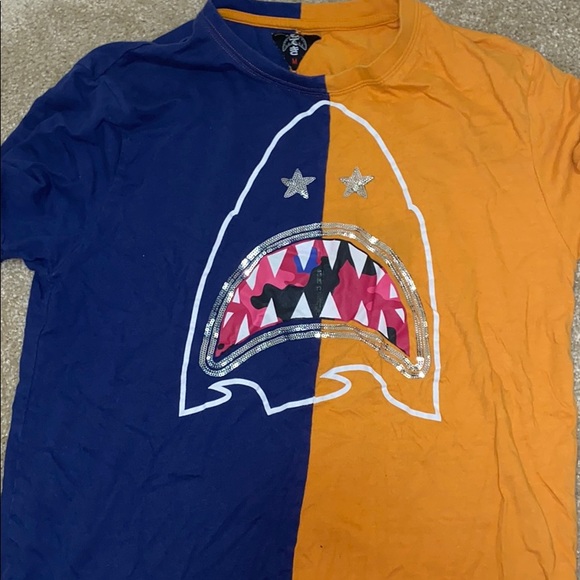 Shirt - Picture 1 of 1